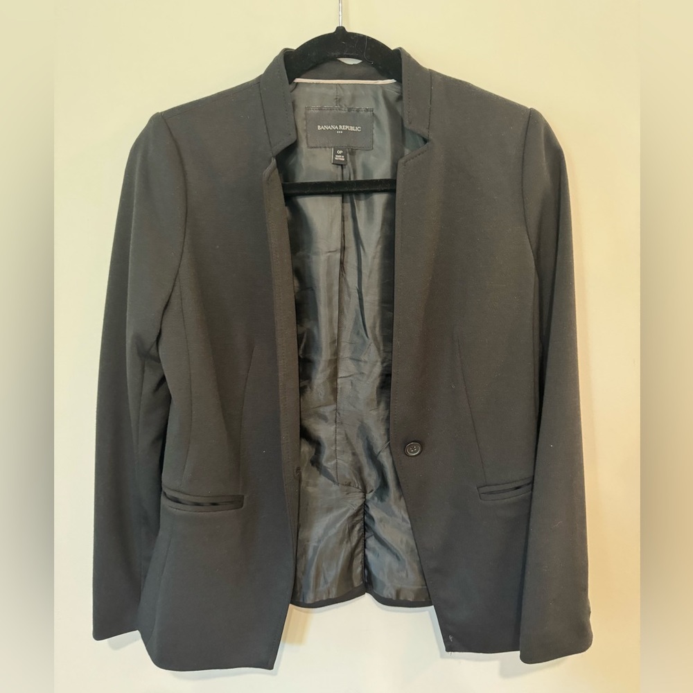 Banana Republic Factory | Black Blazer | Size 0 Petite